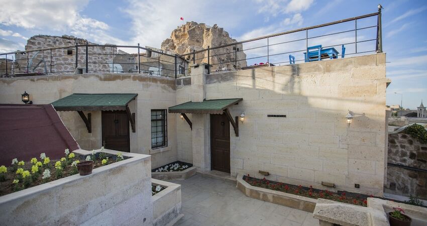 Aurora Cave Hotel